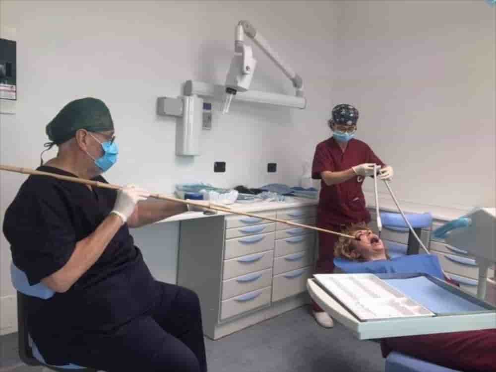 Klinika Dentale ParaDent Reviews in Prishtine, Kosovo Slider image 5