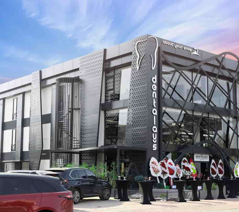 Подтвержденные отзывы пациентов о Dentalays Dental Center в Antalya, Turkey Slider image 1