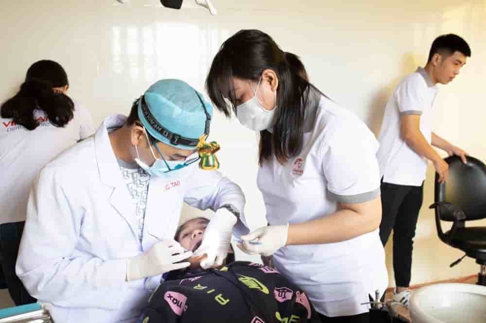 Подтвержденные отзывы пациентов о Nha Khoa Vinh An в Ho Chi Minh City, Vietnam Slider image 7