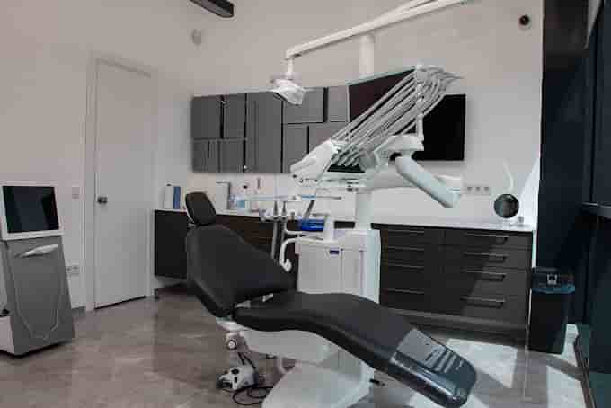 Подтвержденные отзывы пациентов о Ebru Ersan Dental Solutions в Istanbul, Turkey Slider image 8